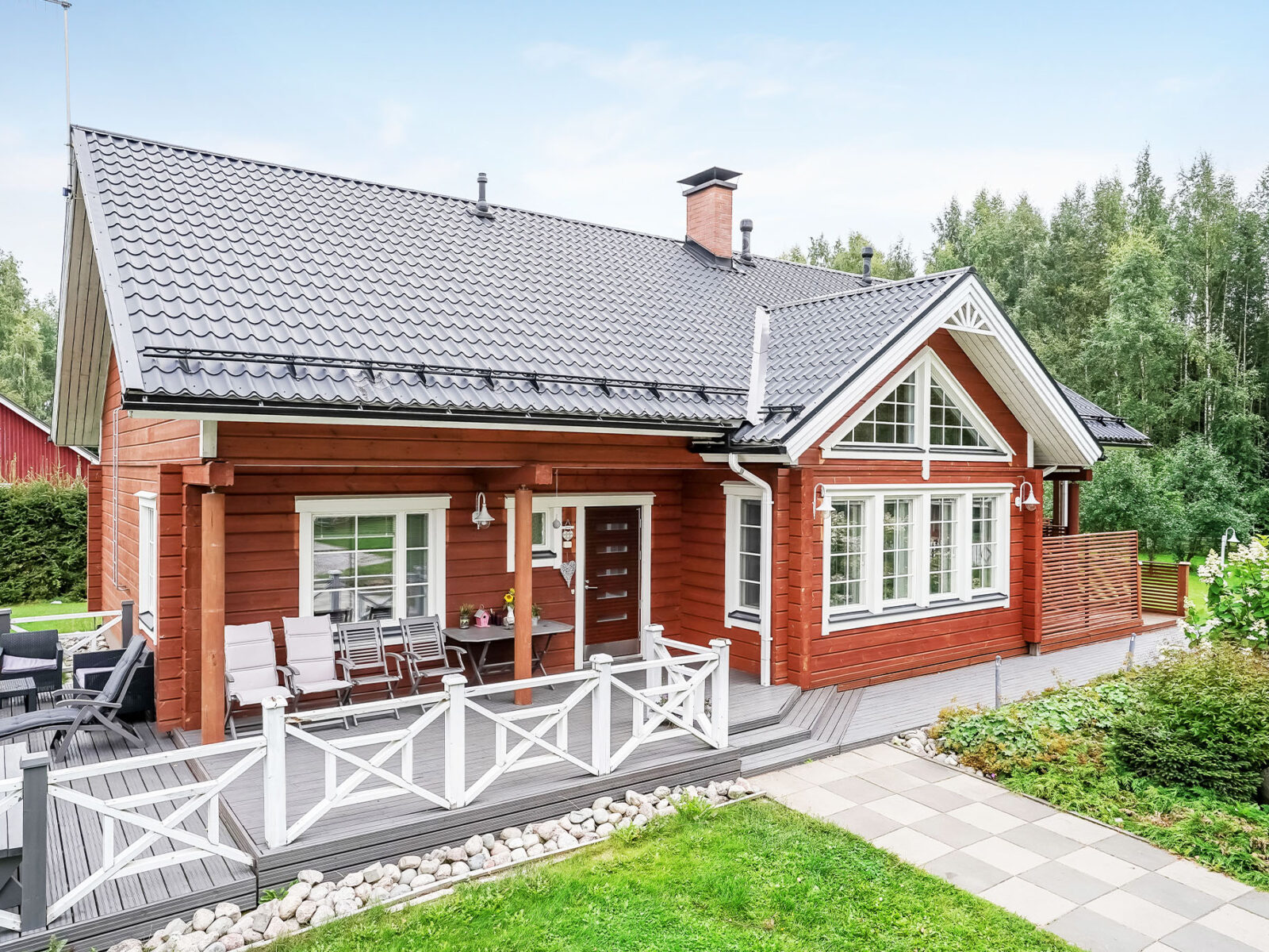 Ikkunoiden asennus omakotitaloon