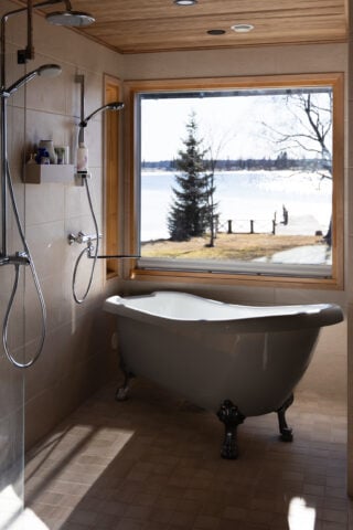 Aukonmuutoksilla järvimaisema sisään