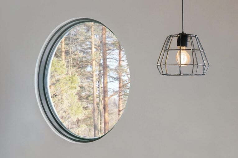 Erikoismuotoiset ikkunat